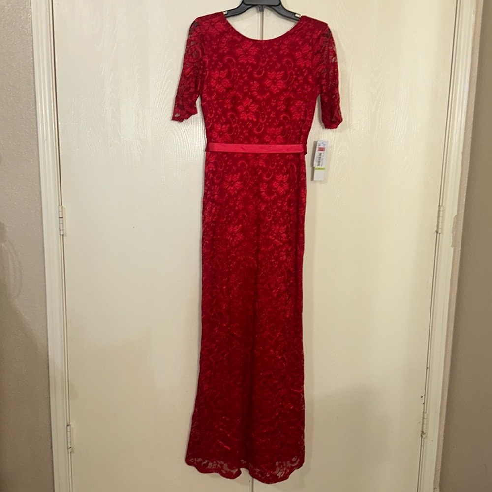 NEW RED FORMAL LACE DRESS LONG WITH SLEEVES, SIZE 4